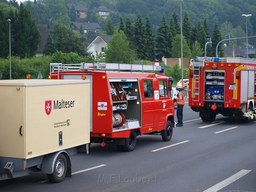 Schwerer Unfall mit Reisebus Lohmar Donrather Dreieck P285.JPG